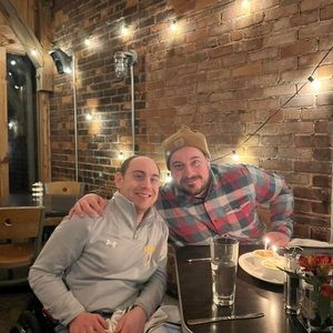 Meet your Posher, Max